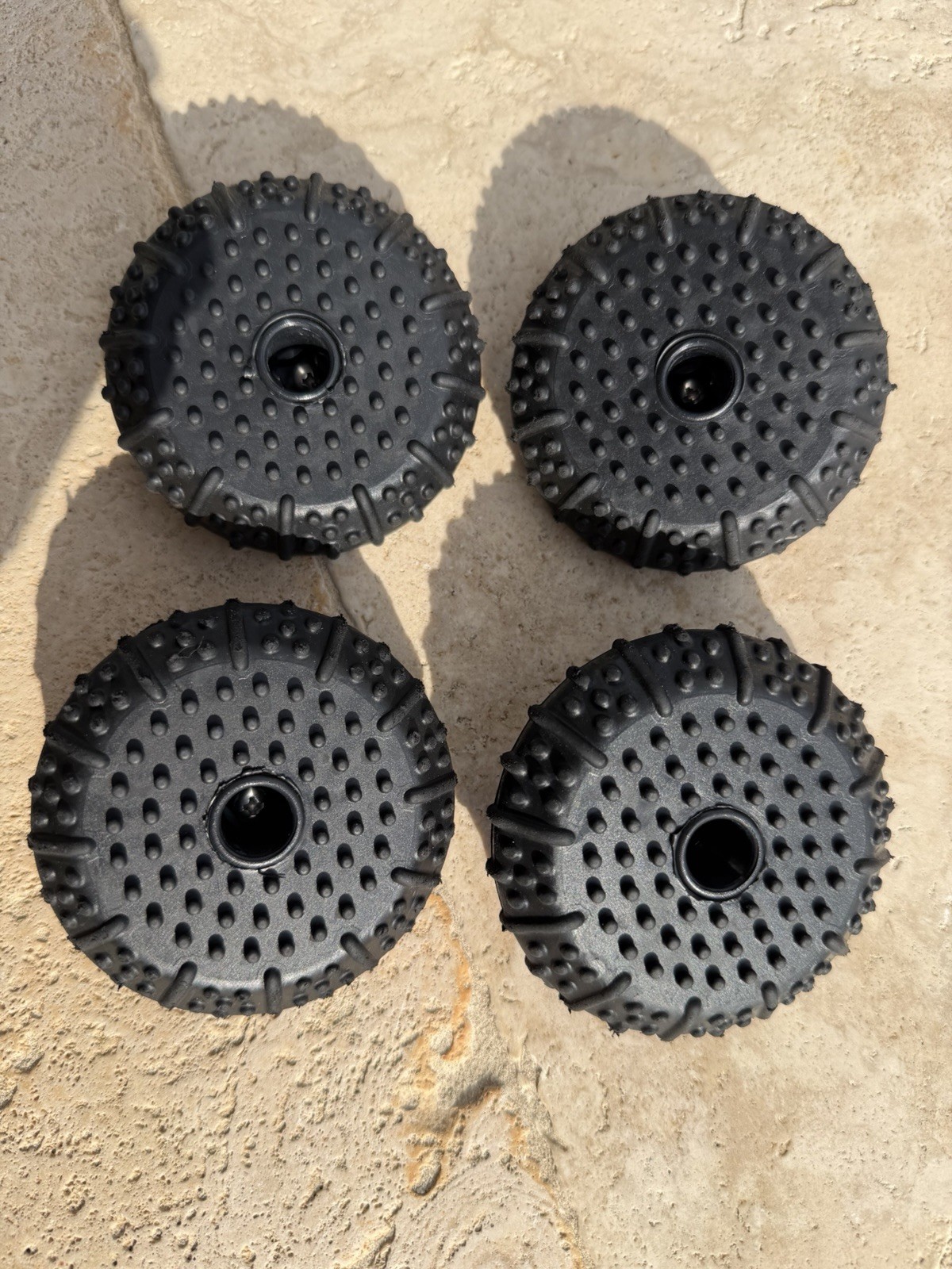 WaterTech Volt 550Li Robotic Pool - P77505017-Outside Wheel Replacement - 4 gallery