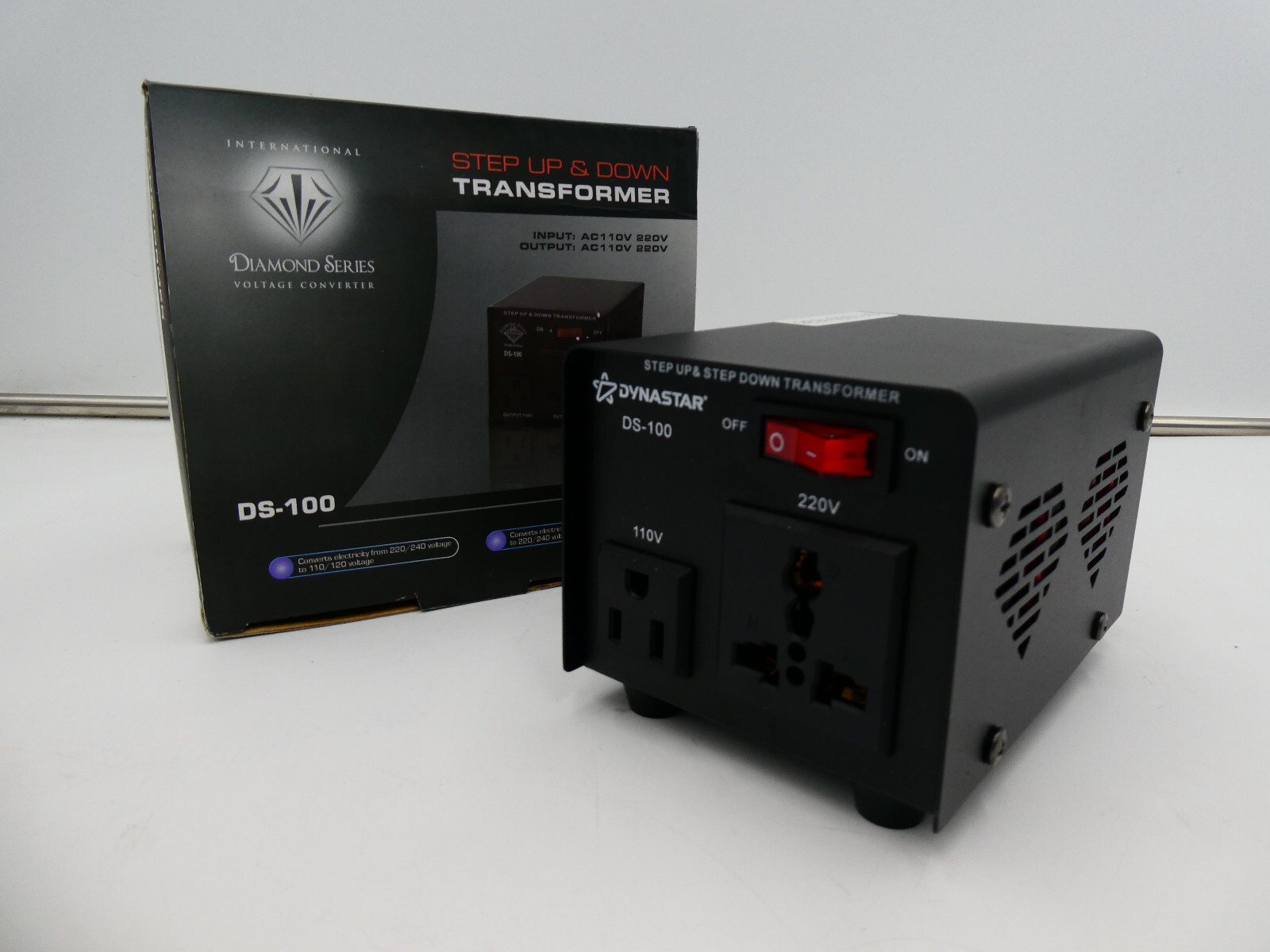 🍀 NEW! Dynastar DS-100 Step Up & Down Voltage Converter Transformer 100W 110V gallery