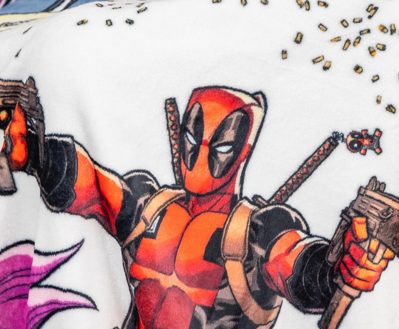 Marvel Comics Deadpool "Best Fleece Ever" Raschel Throw Blanket | 50 x 60 Inches gallery