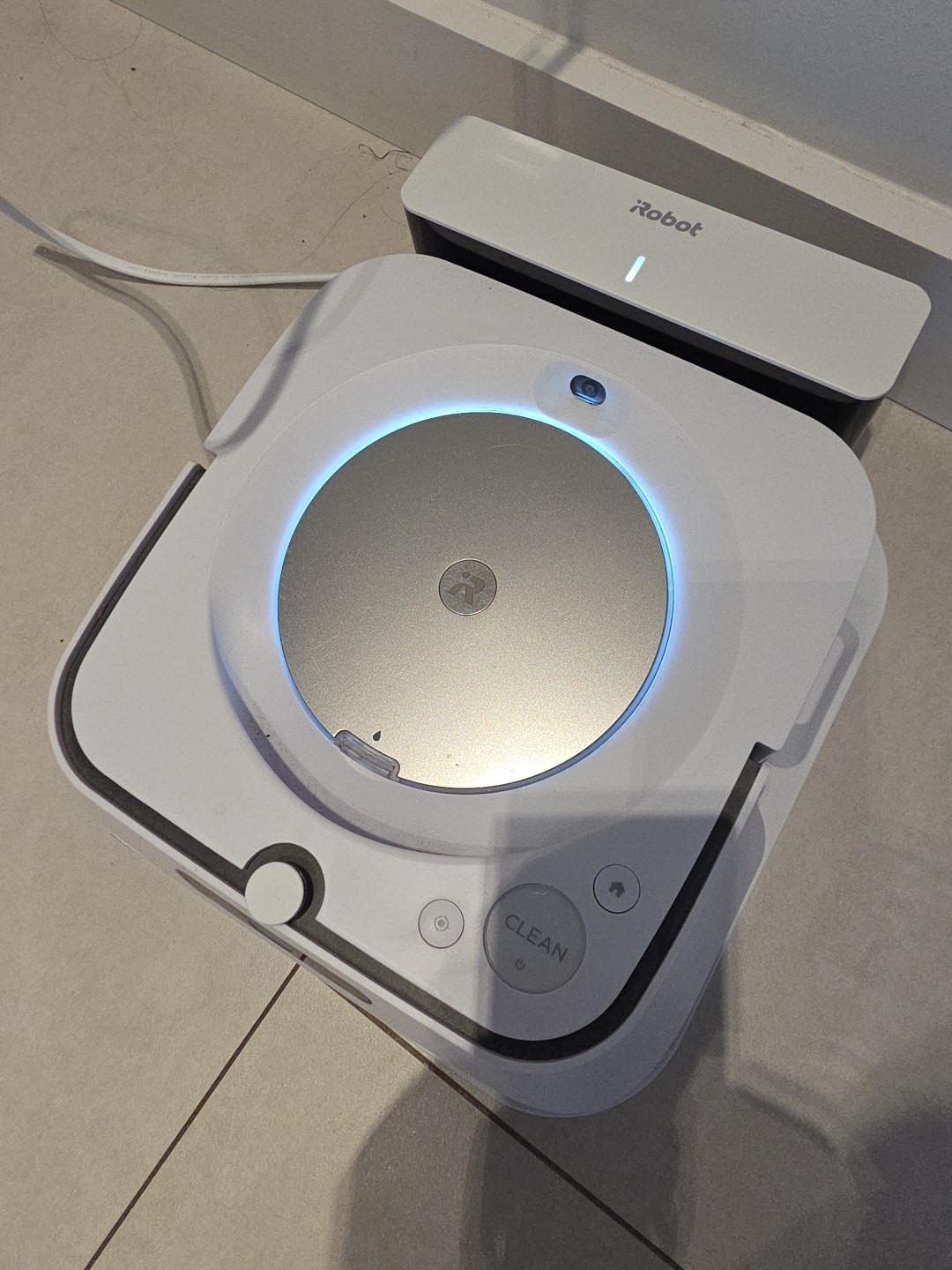 iRobot Braava Jet M6 Ultimate Wi-Fi Connected Robot Mop gallery