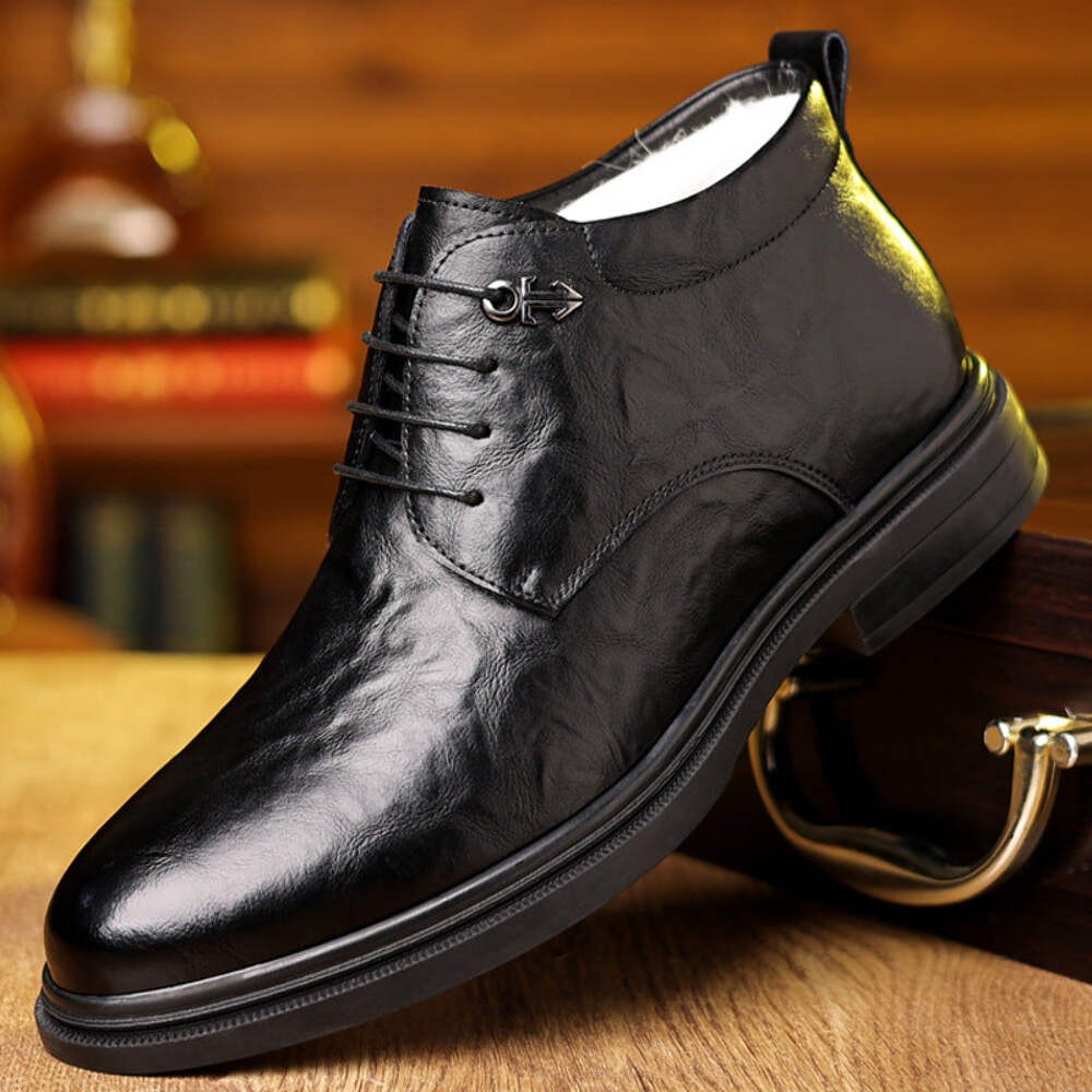 Fleece-lined Extra-thick Insulated High-top Cotton Leather Shoes gallery