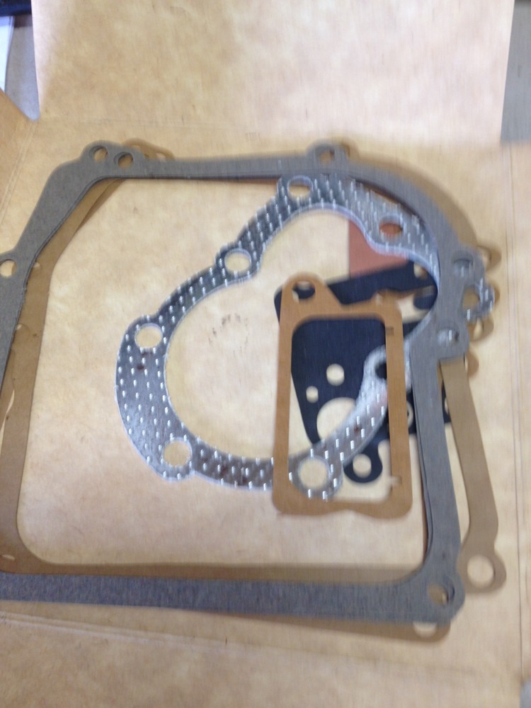 (1)briggs Gasket Set Part # 298588 gallery