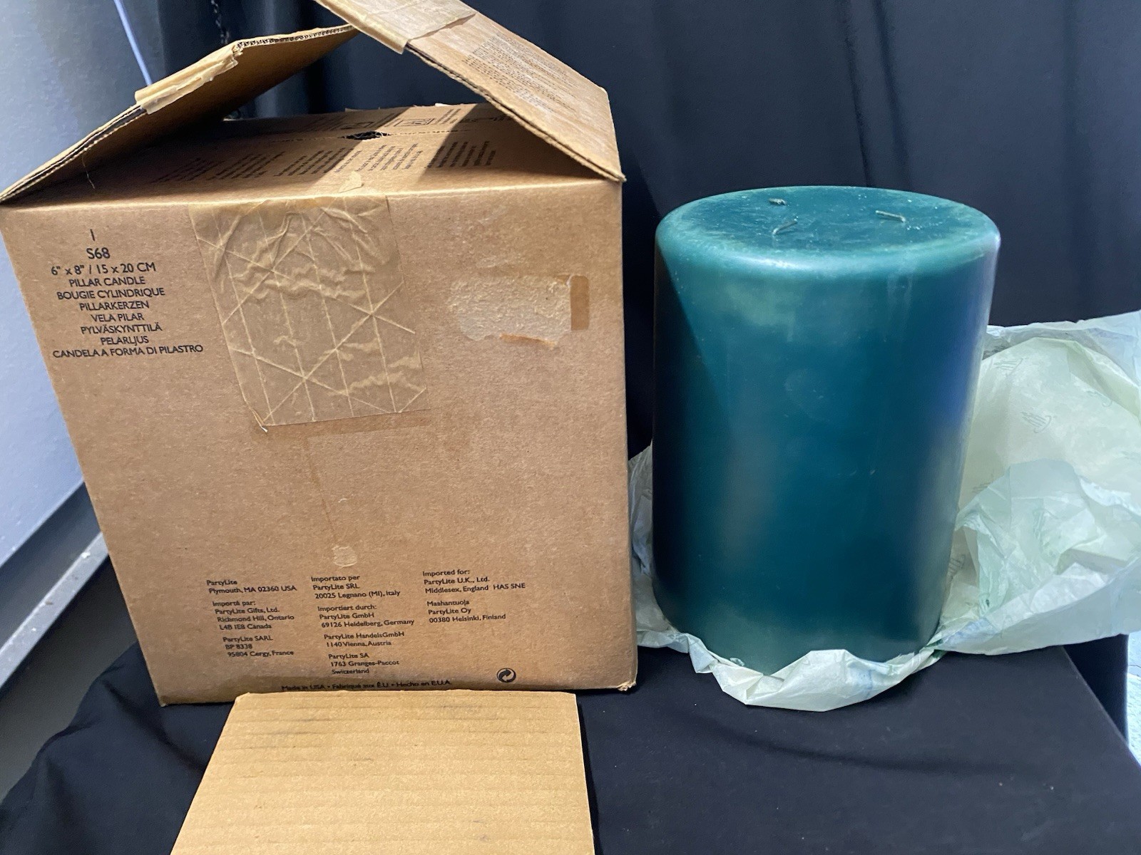 Partylite 8" x 6" Large Green 3-Wick Candle Unknown Scent gallery