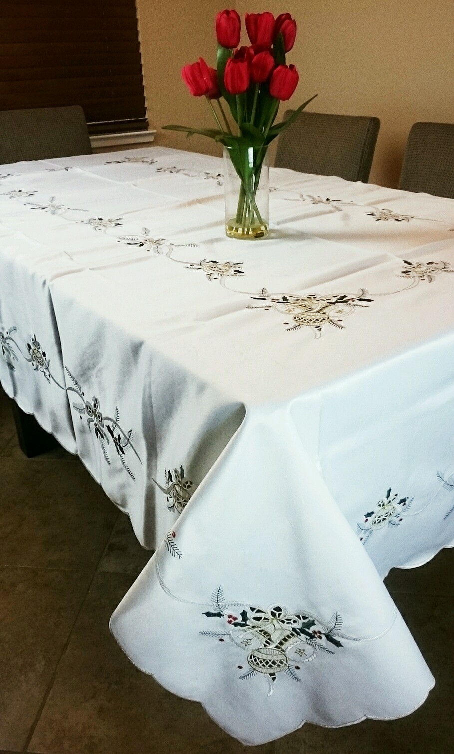 54x72" Embroidery Cutwork Christmas Embroidered Tablecloth Napkins Elegantlinen gallery