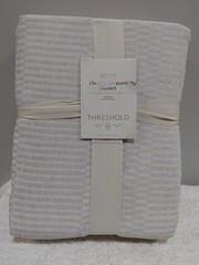 Threshold Full/Queen Chenille Jacquard Blanket Geo Gray