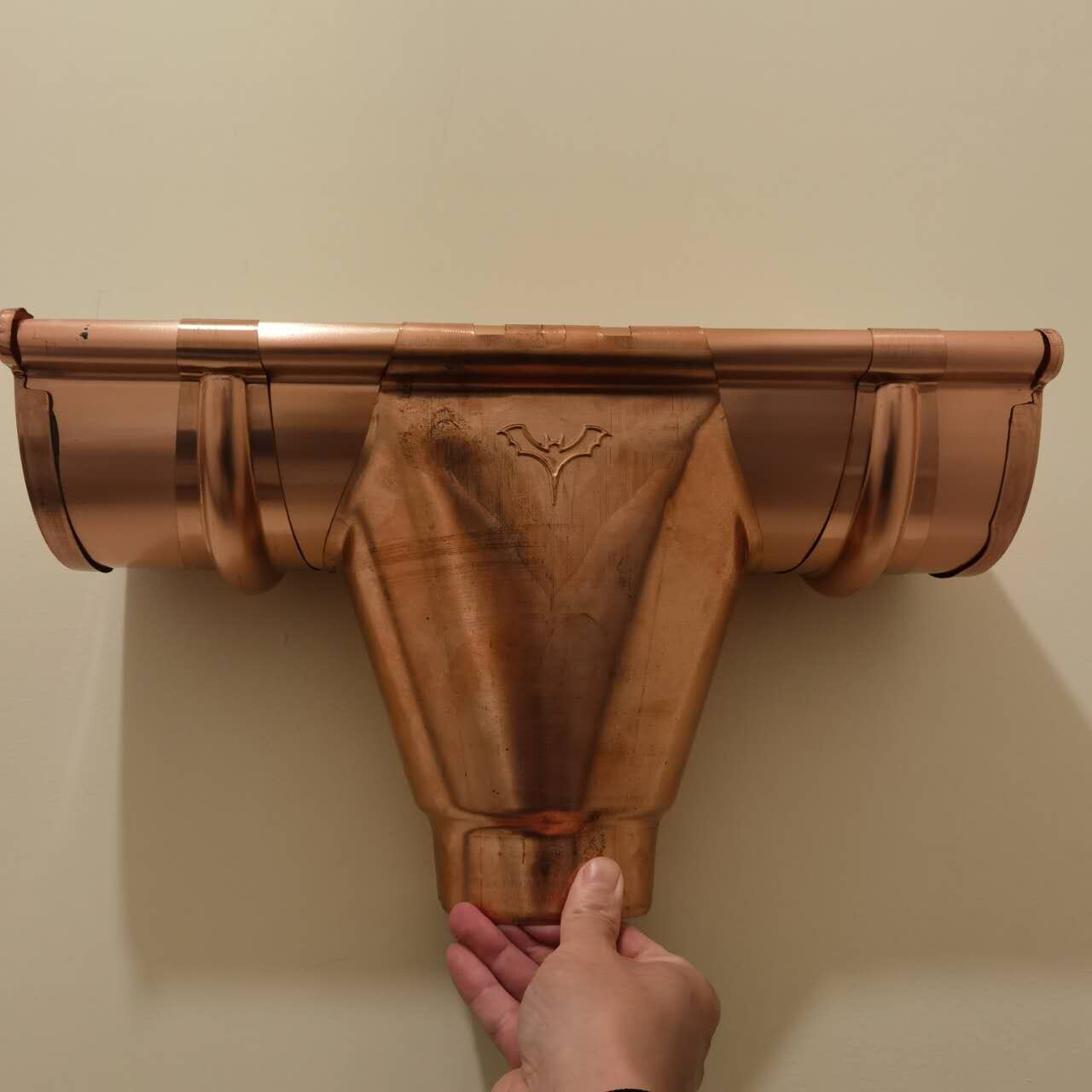 6 inch cooper half around gutter hanger 75 pcs/box gallery