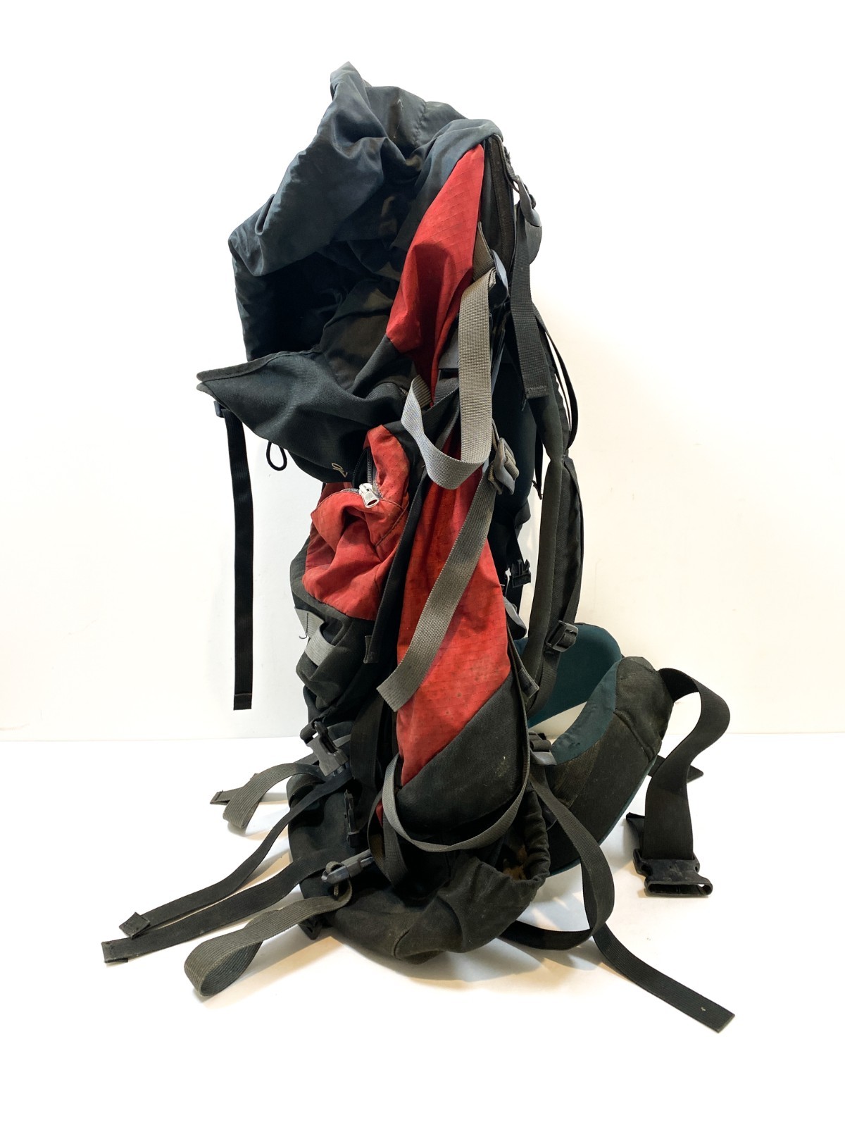 Arc’teryx Bora 80 Backpack Internal Frame Hiking Pack 24" Medium Red & Blue FAIR 3