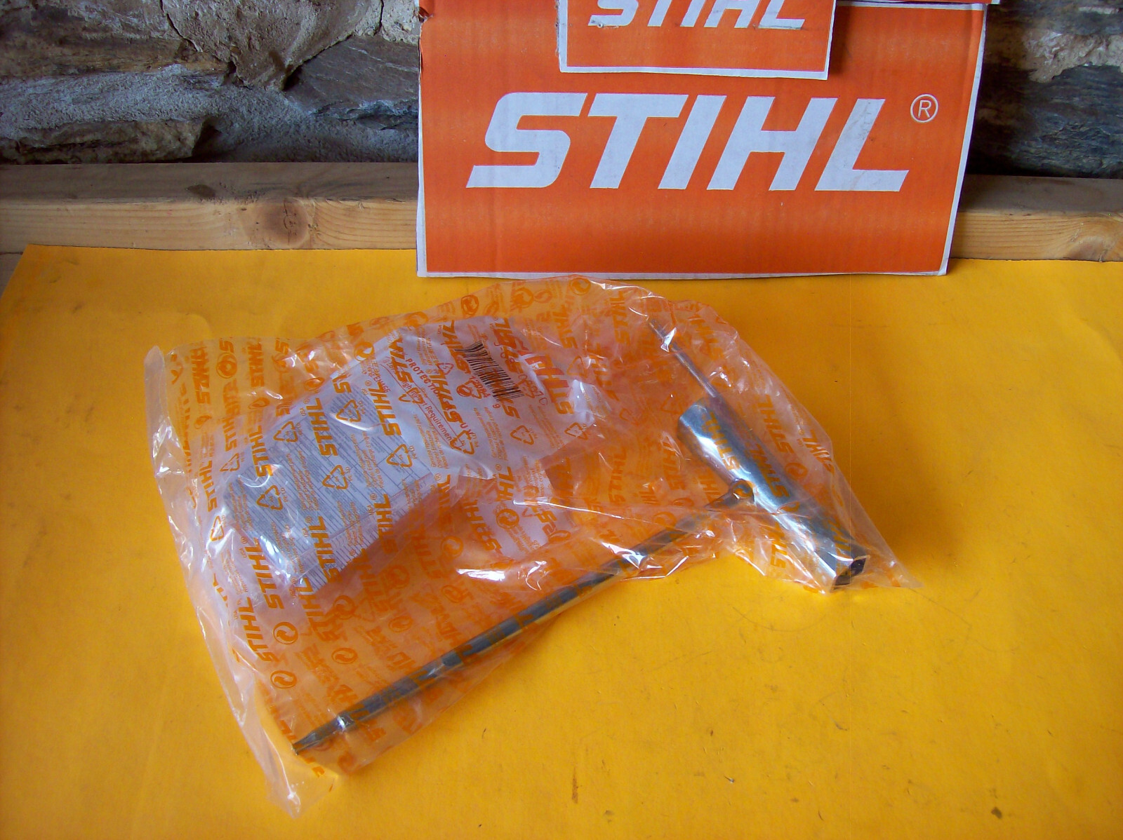GENUINE STIHL TRIMMER FS131R TOOL KIT FS91R FS111RT gallery