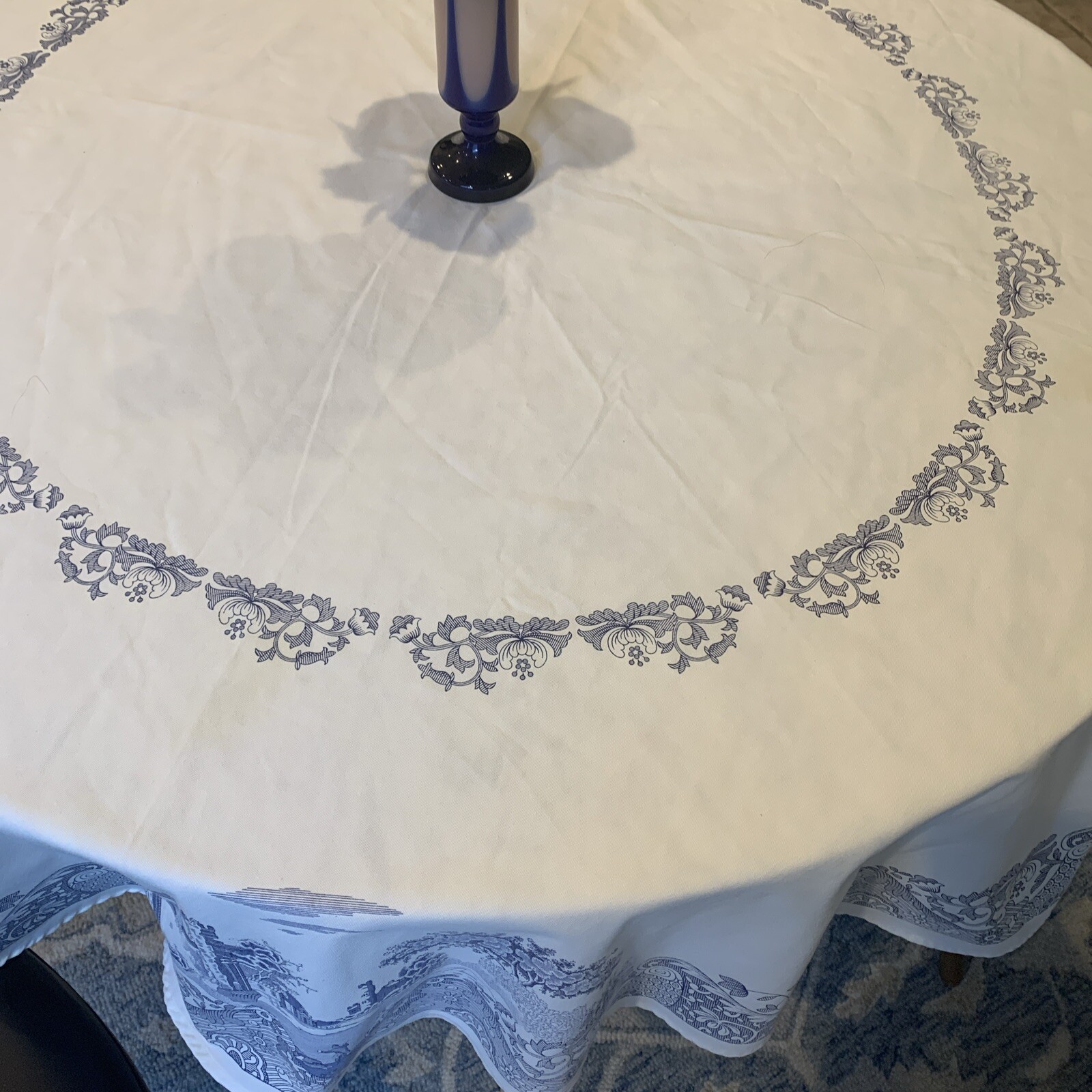Spode Avanti Blue & Off White Round Table Cloth 70” gallery