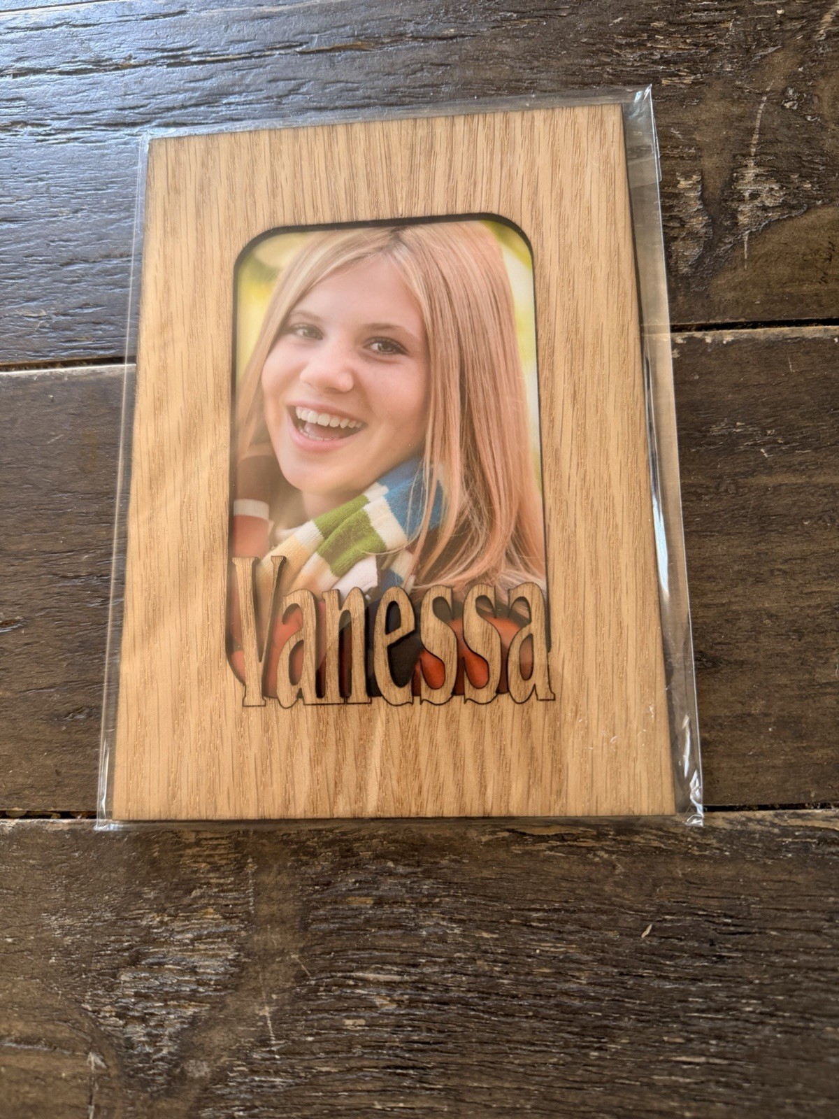 Wooden Picture Frame for Vanessa Total Size 5x7in Size of Pic 3x5in Brand New! gallery