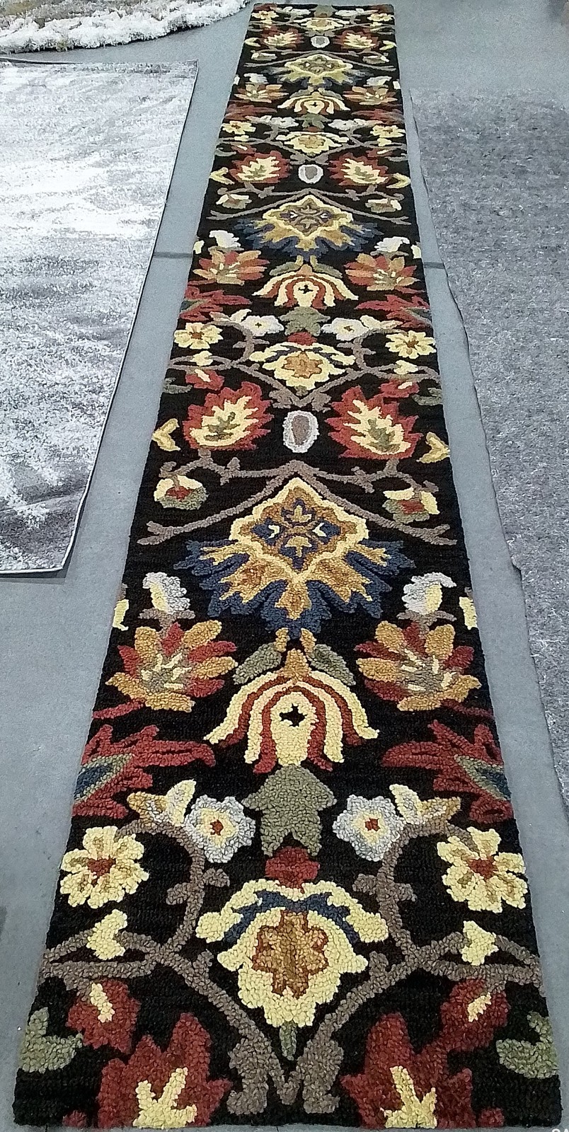 CHARCOAL / MULTI 2'-3" x 16'-0" Cut on Rug, Reduced Price 1172796477 BLM402H-216 gallery
