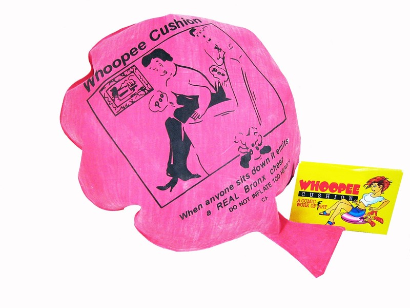 STARTER PRANK KIT - Child Beginner Hand Buzzer Whoopee Cushion Fun Joke Gag gallery
