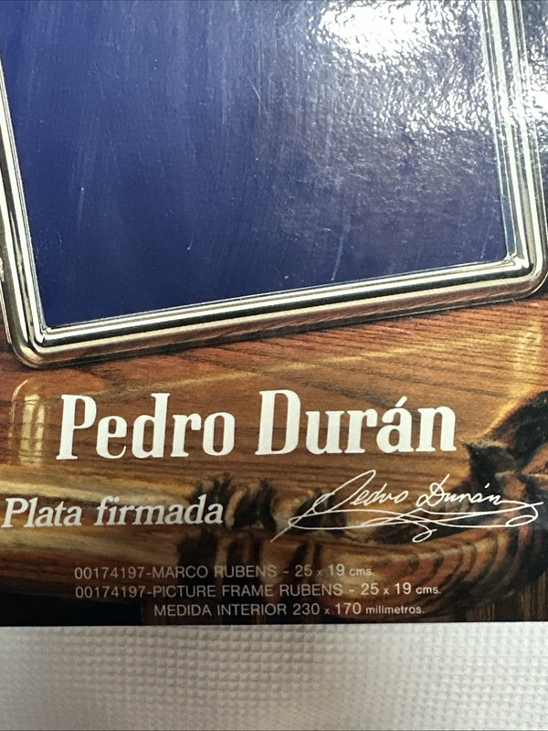 Silver frame Signed Silver By “Pedro Durán” 00174197 9x7 In. Frame 25 X 19 Cm. gallery