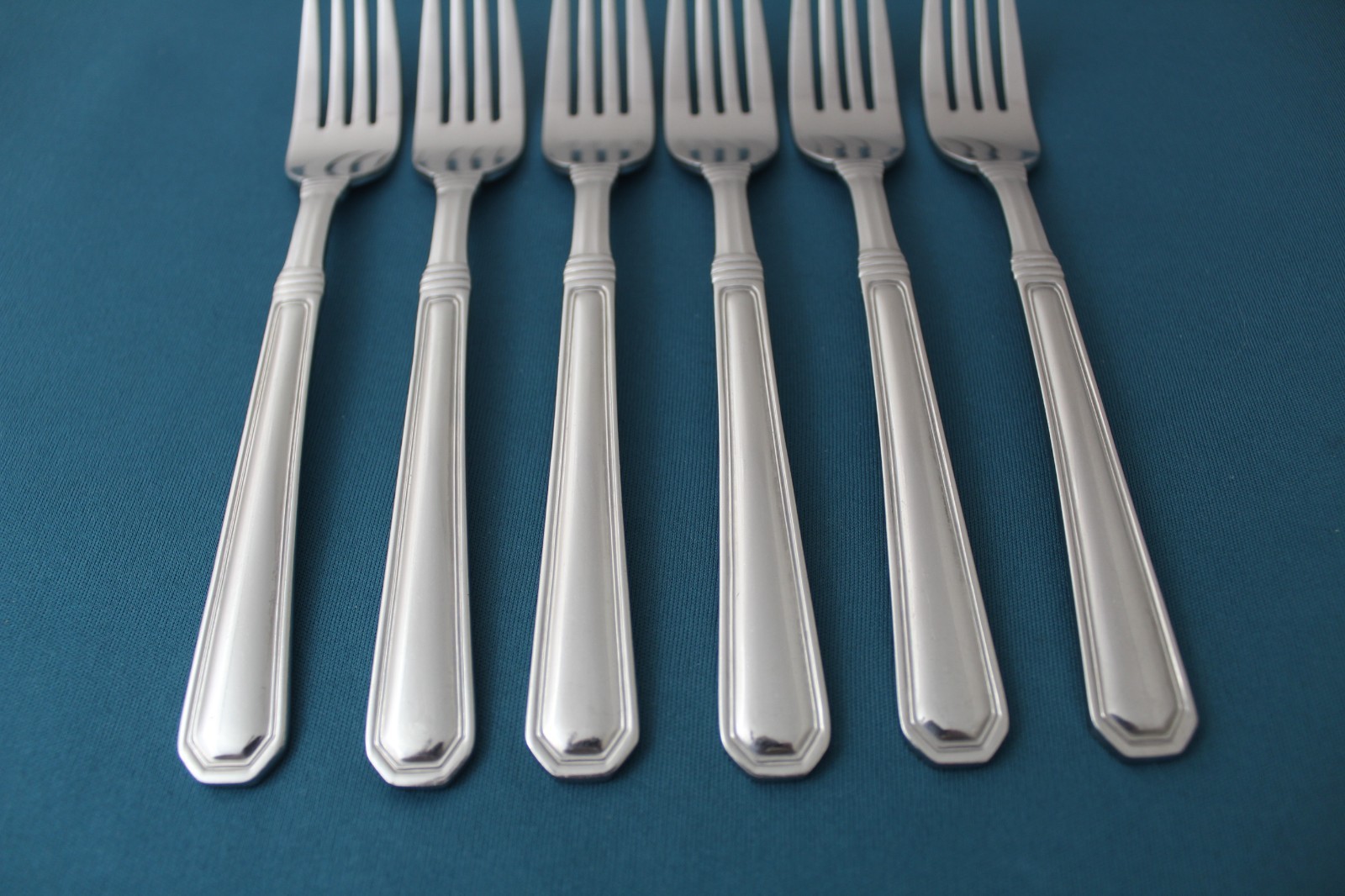 Pfaltzgraff PROVIDENCE GLOSSY Dinner Forks (Set of 6) China Stainless 7 1/2" gallery