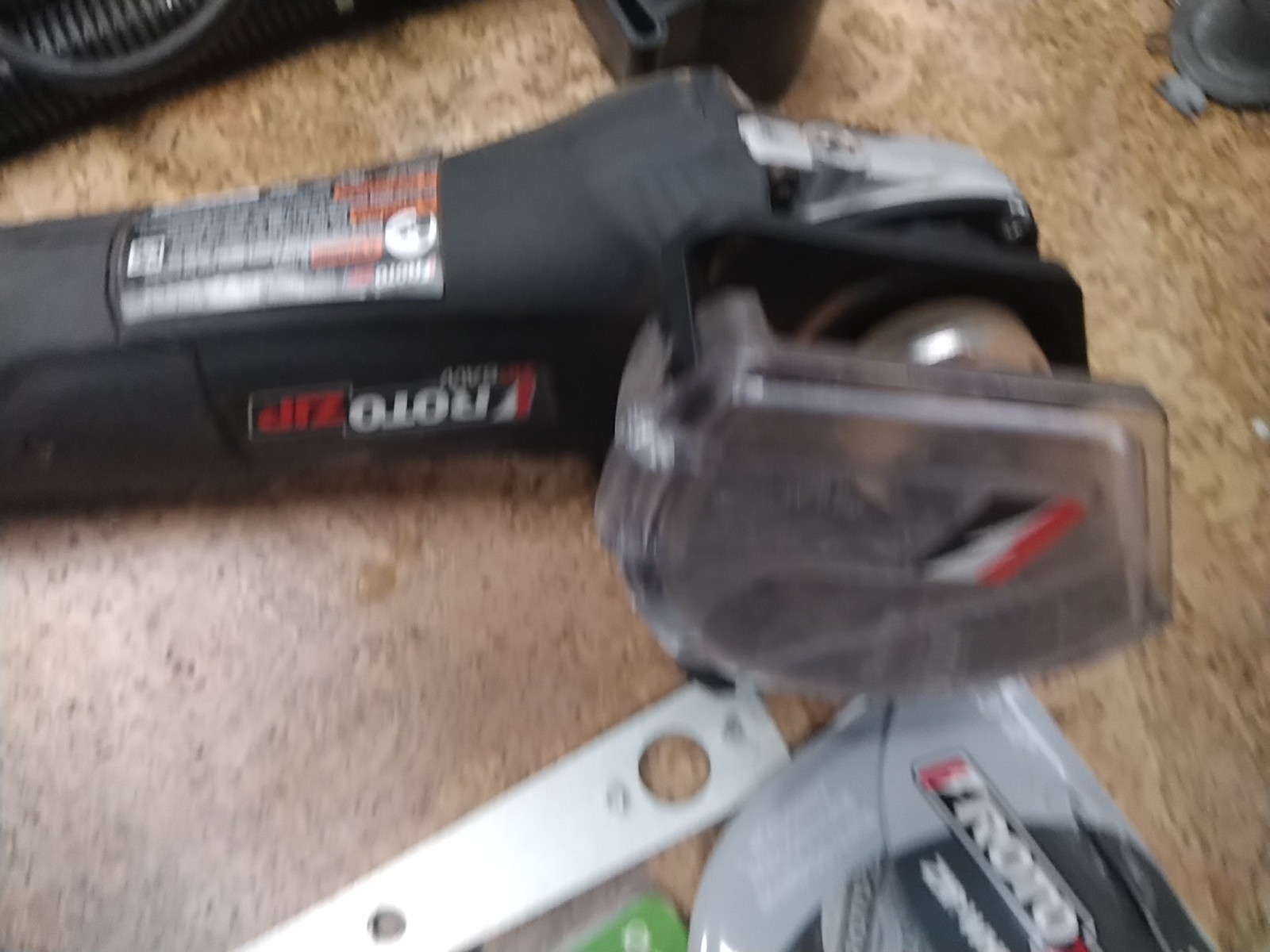 RotoZip Zip Saw RFS1000 - EUC with Extra Blades - Works Perfectly - Plug-In gallery