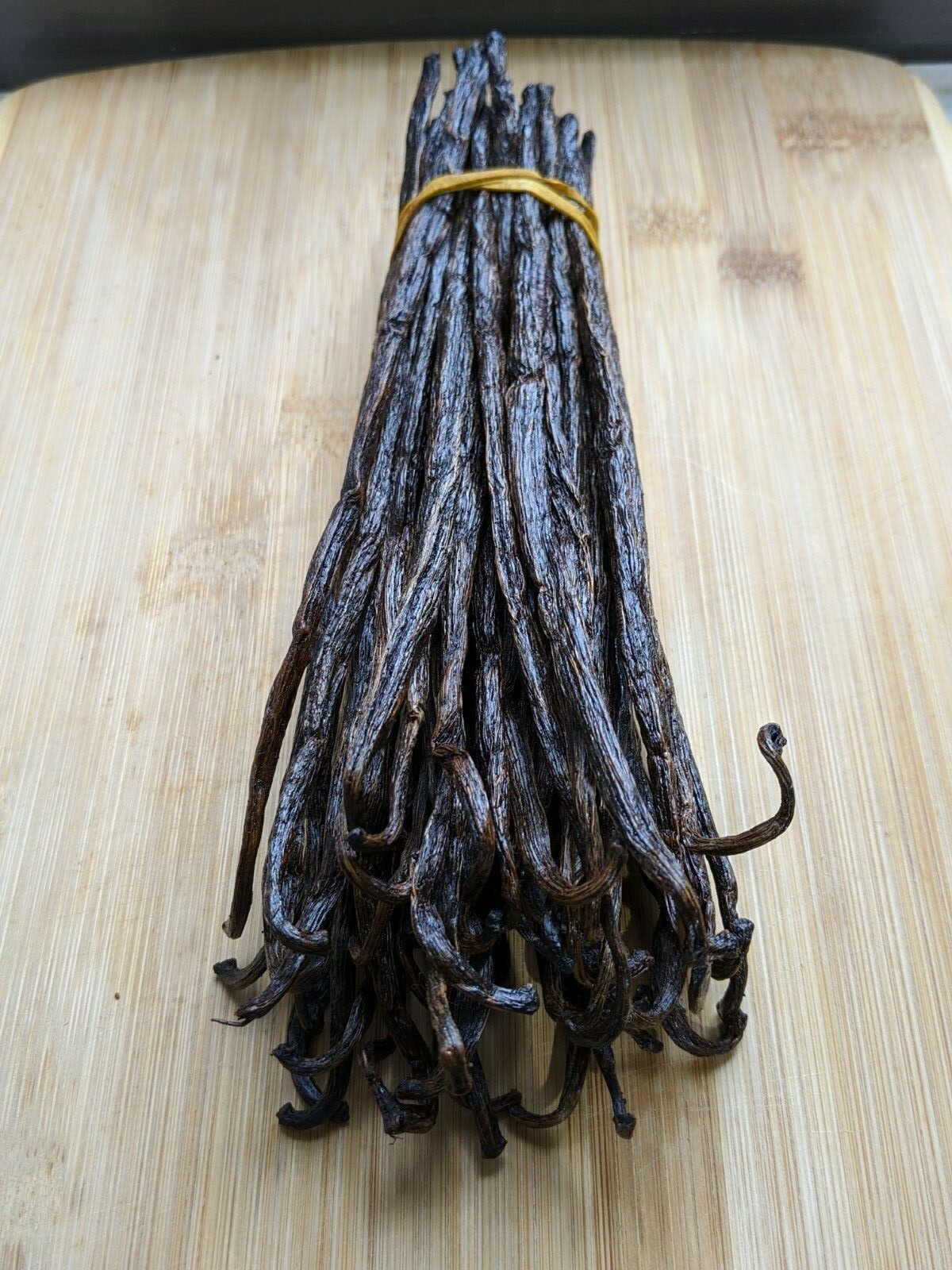 10 Madagascar Organic Vanilla Beans Grade A/B - Great for Extraction & Baking! gallery
