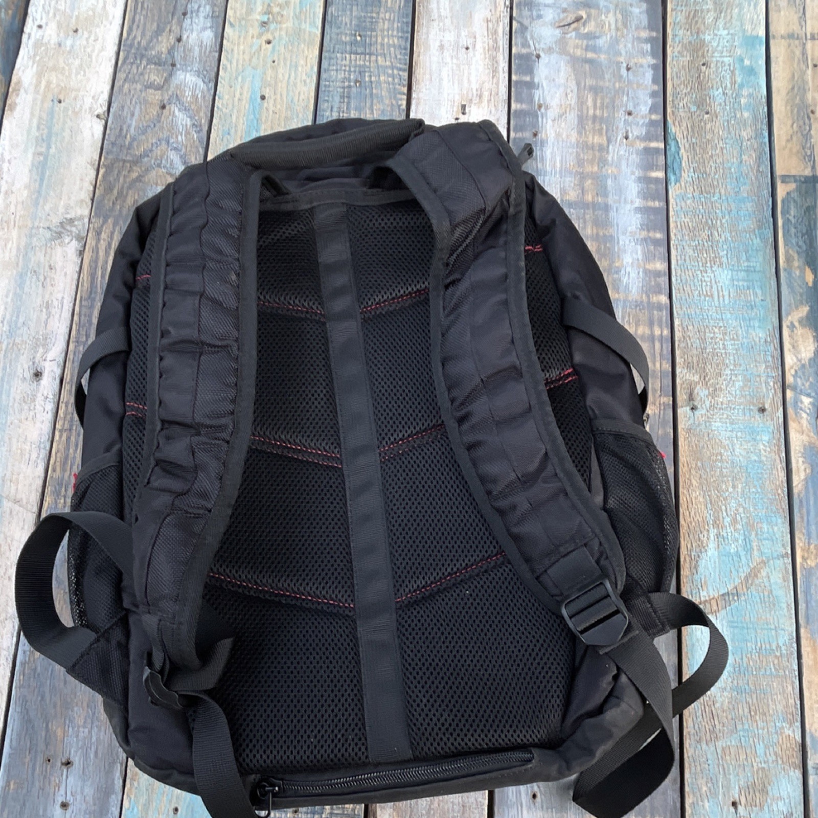 Kingslong Hiking Backpack Black Red Zip Hard Front Panel Padded Straps 4