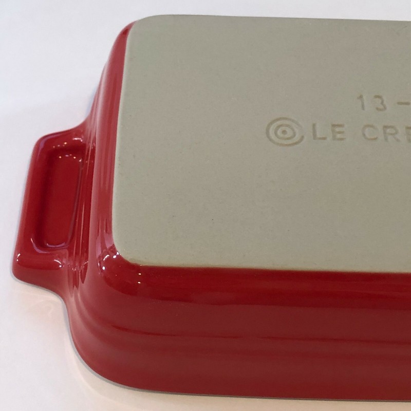 Le Creuset Rectangular Stoneware 7" x 5" Red Baking Dish #13-27 gallery