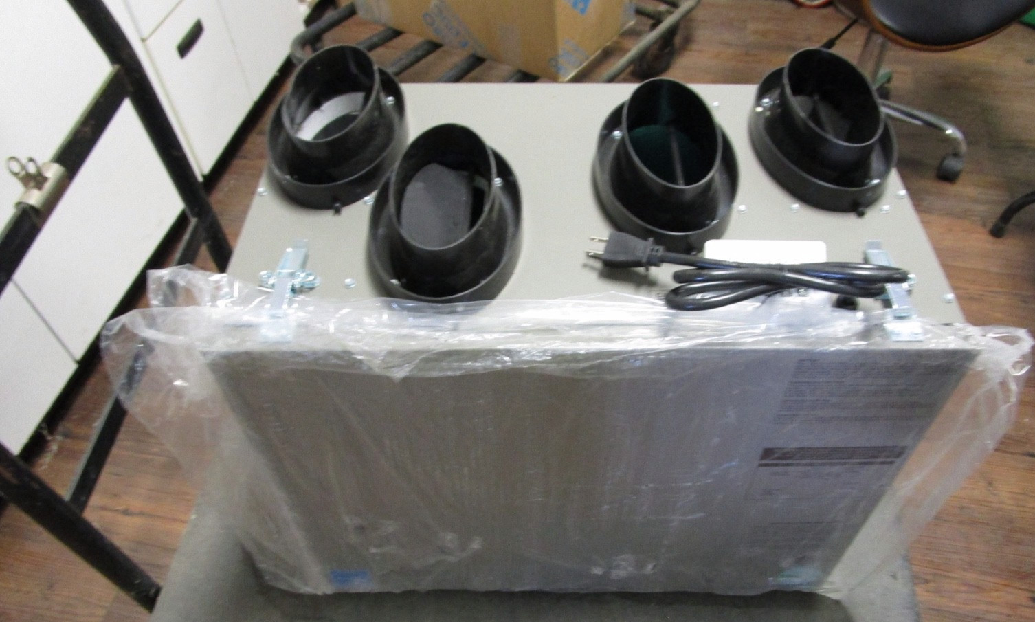 HEALTHY CLIMATE VENTILATION SYSTEM - MODEL ERV5-150-TPD-01 / #17Y55 - NEW gallery