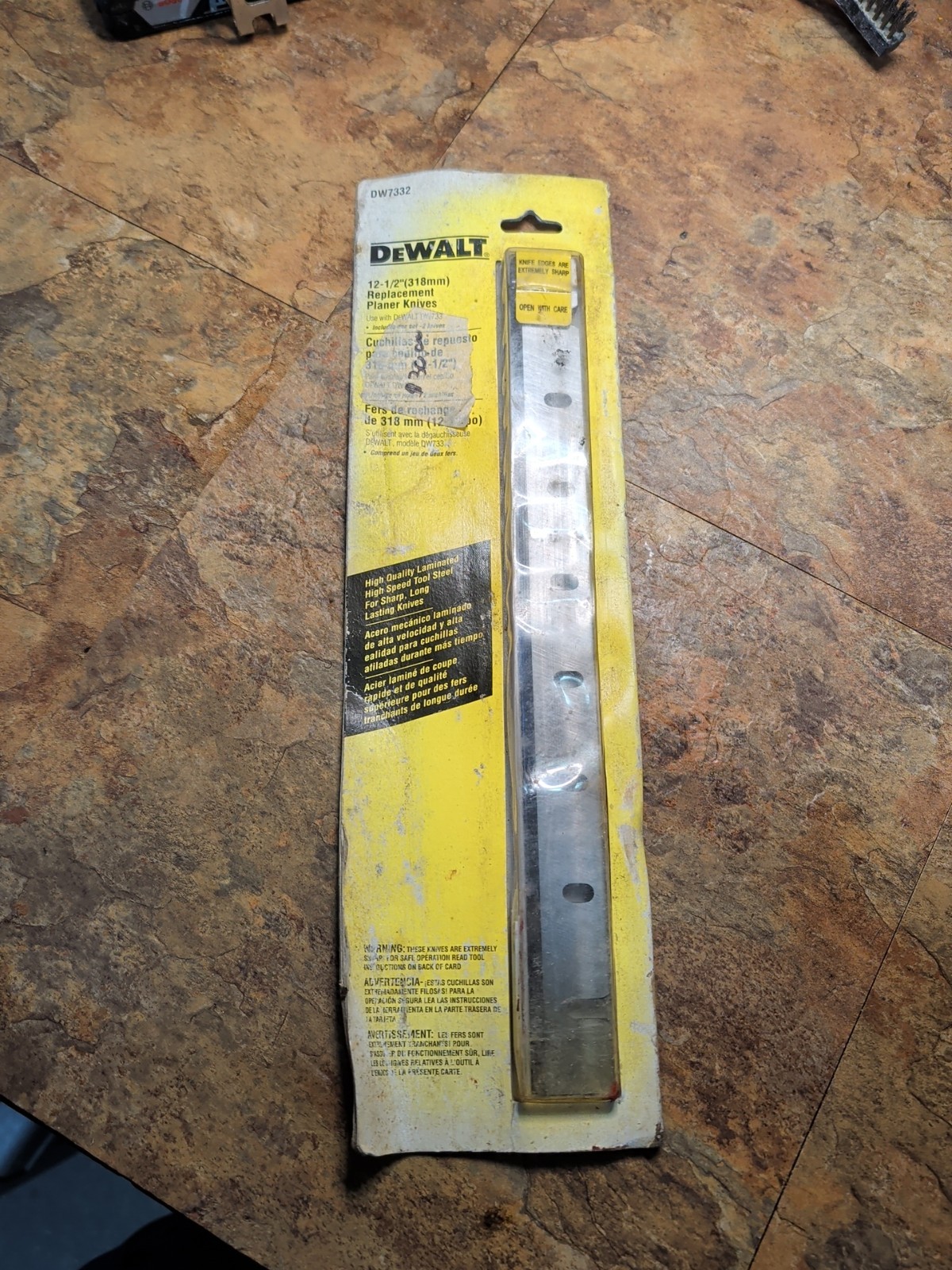 NOS DeWalt 12-1/2 Inch Planer Blades DW7332 gallery