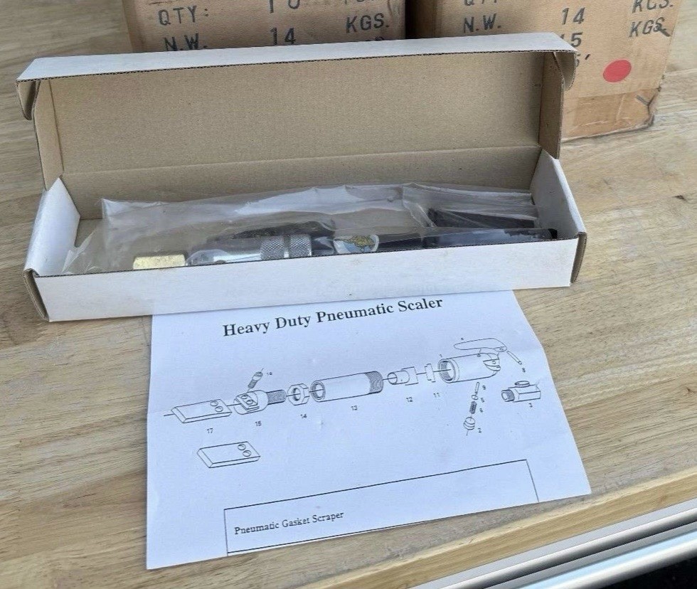 NOS Flying Tiger Heavy Duty Pneumatic Scraper Gasket Remover - Made in Taiwan gallery