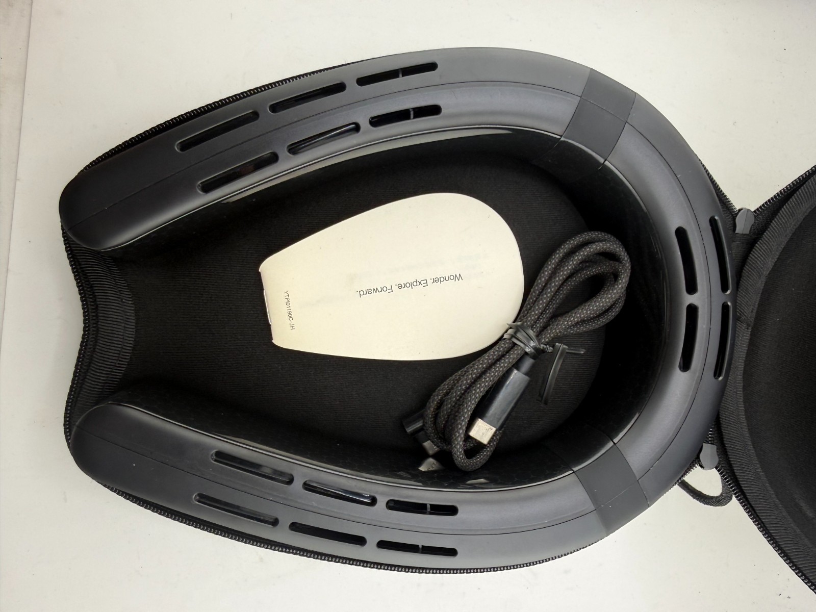 Torras Coolify Cyber Ultimate High Speed Wearable Air Conditioner - Black NIB gallery
