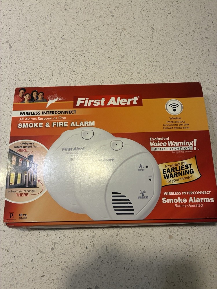 First Alert SA511CN2-3ST Wireless Interconnect Battery Operated Smoke Alarm