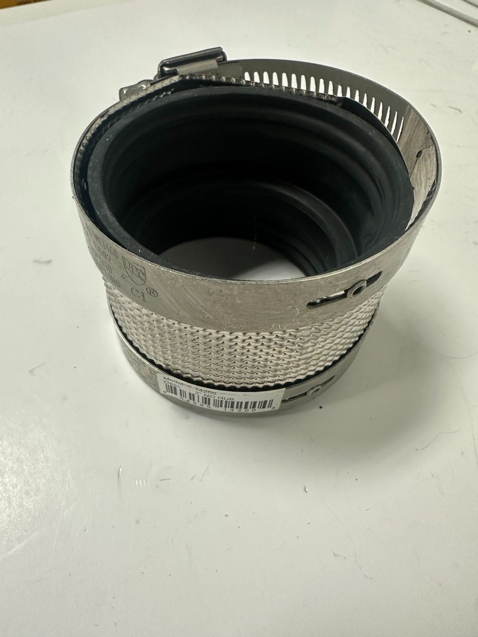 Everflow 2” No-Hub Coupling EF14200 – Shielded Cast Iron/PVC Pipe Connector gallery