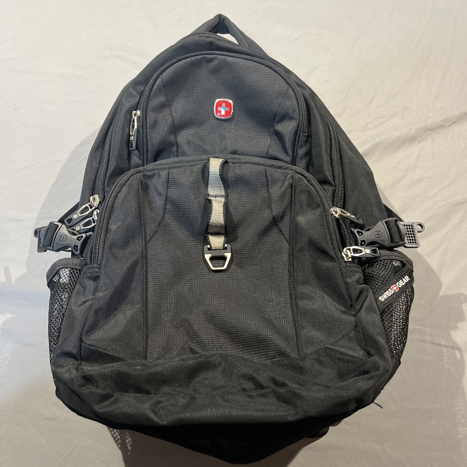 Pre Owned Swiss Gear Back Pack 