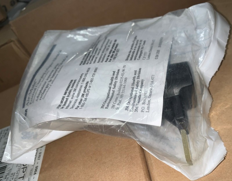 3M External Charging Assembly Battery Adaptor for Air-Mate batteries # 520-04-24 gallery