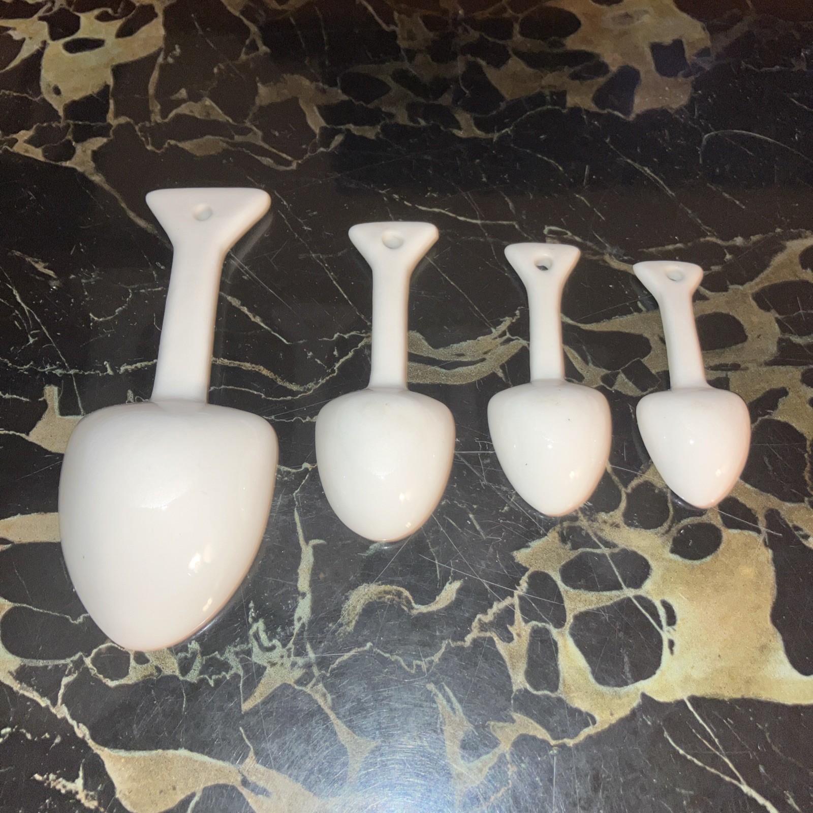 Measuring Spoons, 1 Tbsp, 1 Tsp, 1/2 Tsp, 1/4 Tsp, 1/2 Tsp Hard to Read, White gallery