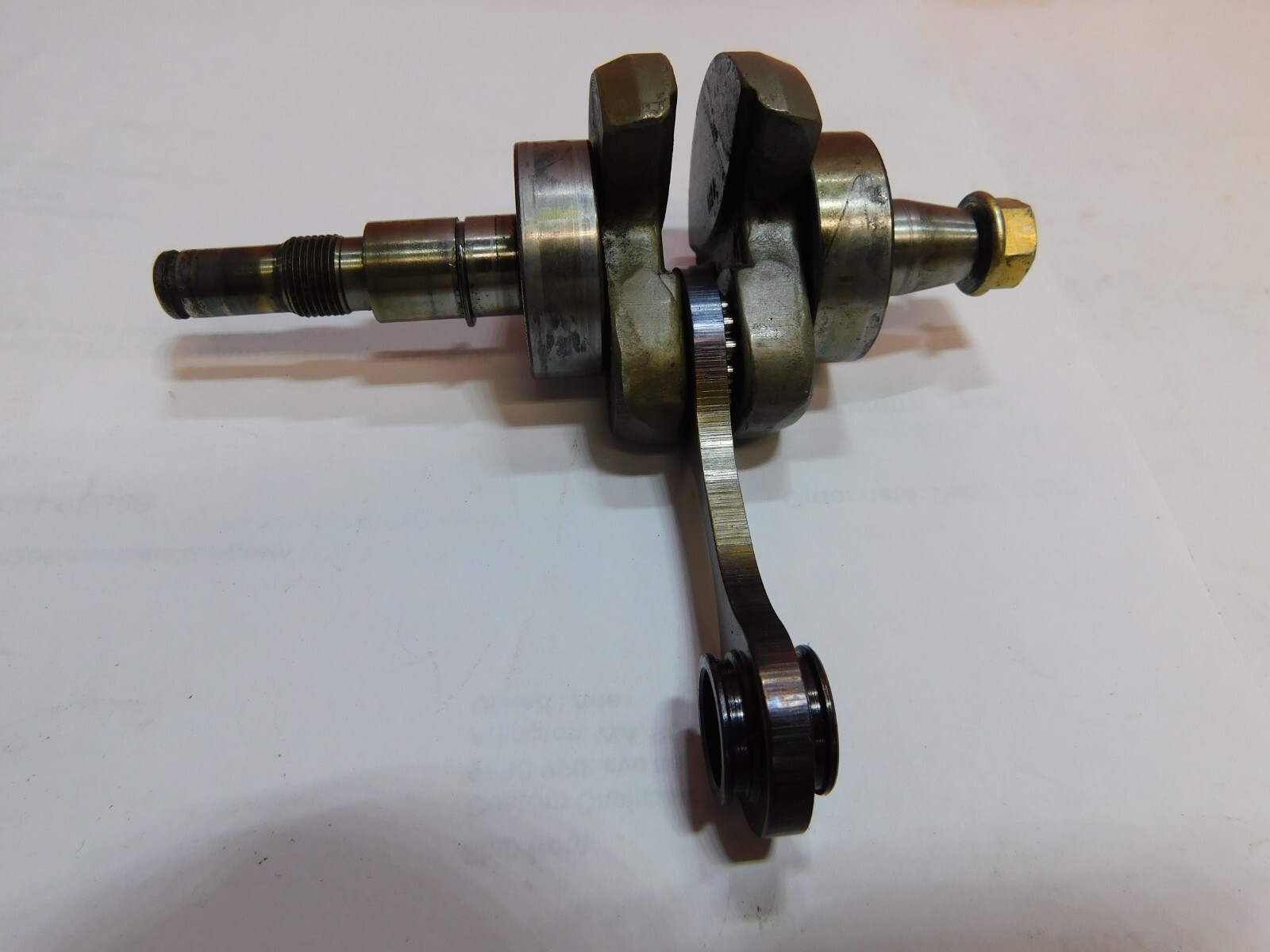 CRANKSHAFT FOR STIHL 025 EARLY CHAINSAW --- BOX248 B gallery