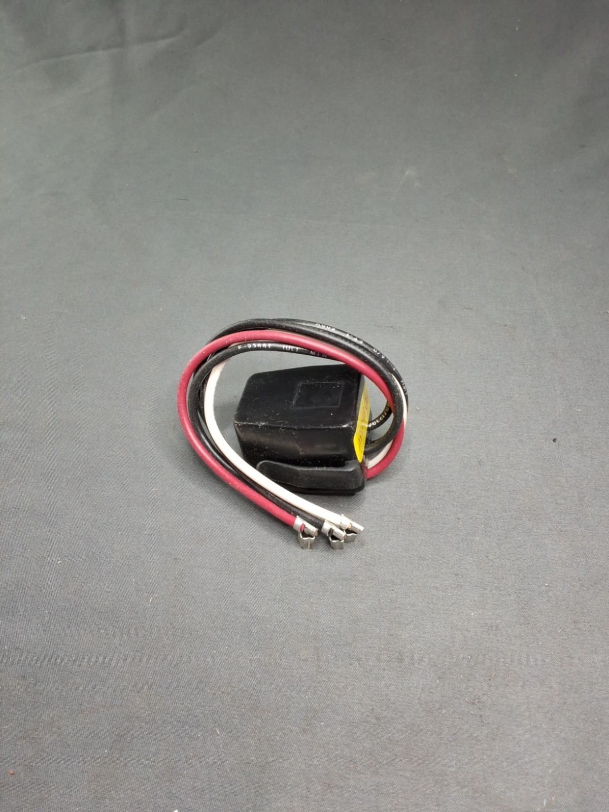 R081 SUPCO Refrigerator Relay Overload for 1/12 - 1/5 hp Compressors 115 Volts gallery