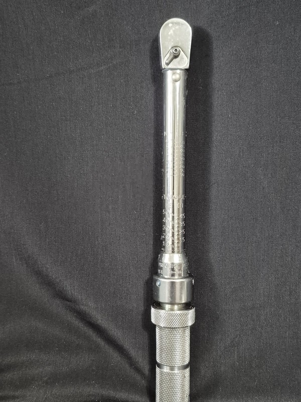 PRECISION INSTRUMENTS M 1R50H 1/4" 10-50 IN /LB TORQUE WRENCH gallery
