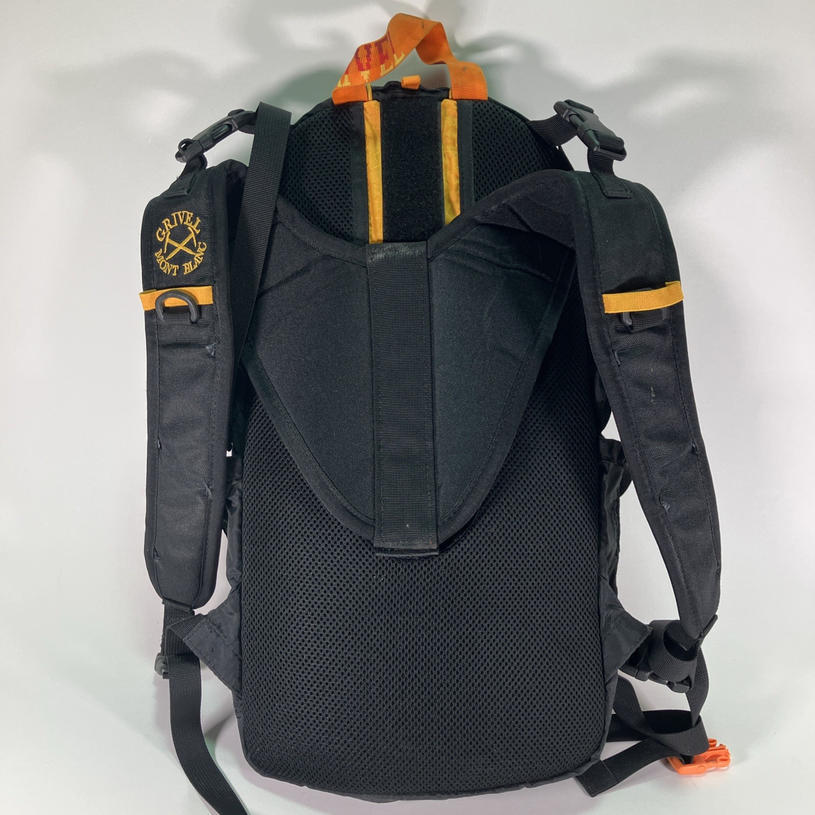 GRIVEL Backpack - Manu Hiking Lightweight Gear Adjustable Straps 3