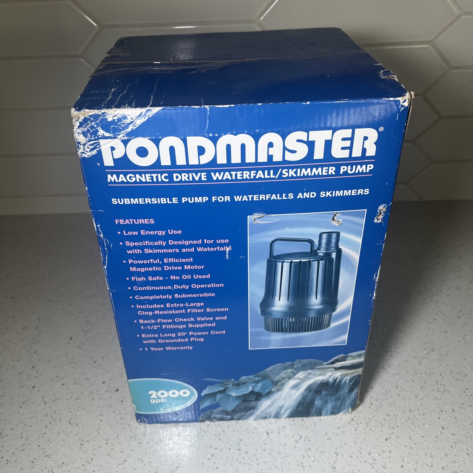 Pondmaster SWFP 2000 - 2000 GPH Magnetic Drive Submersible Waterfall / Skimme... gallery