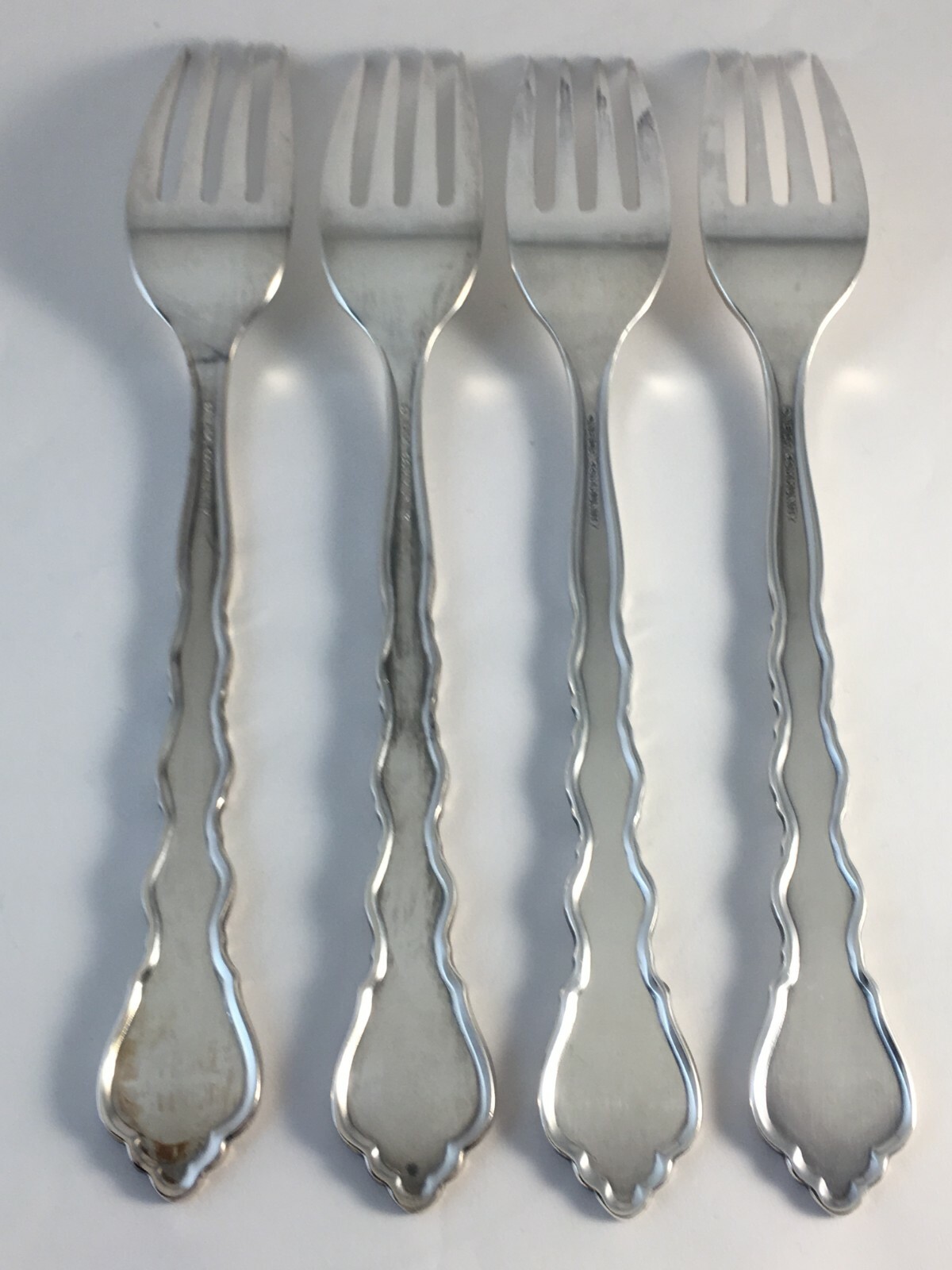 Oneida Community DUET Silverplate 4-Dinner Forks Silverware Flatware gallery