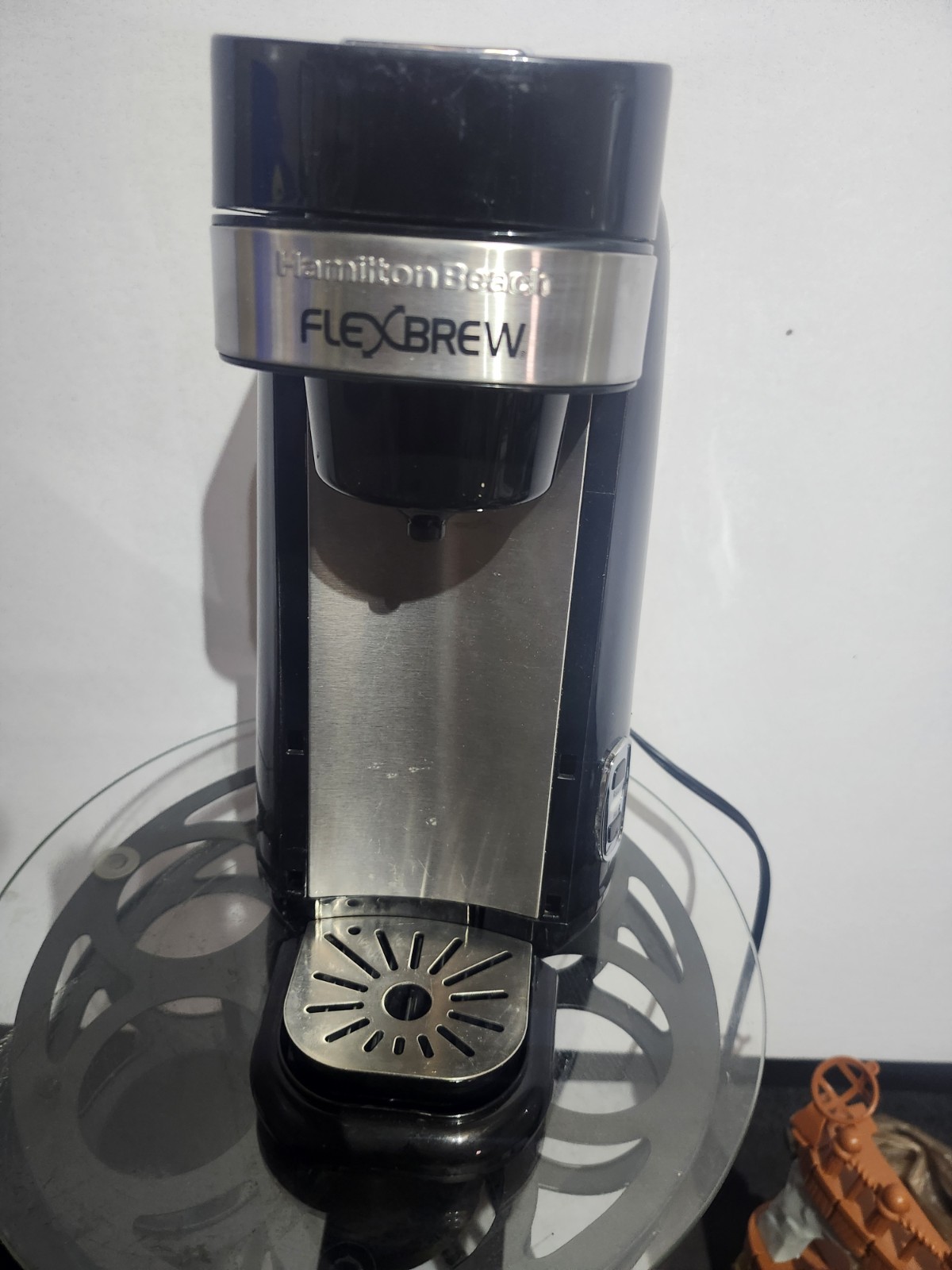 Hamilton Beach flex brew model 49997R with flexible Height, regular or bold brew gallery