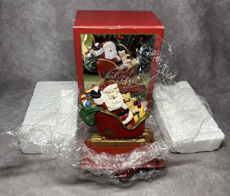 Windsor Collection Santa Sleigh Stocking Holder Cast Iron Base Resin Christmas gallery