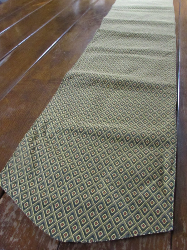 TABLE RUNNER Diamond Ogee Geometric Green Red Yellow 14.5 x 74 Cottagecore gallery