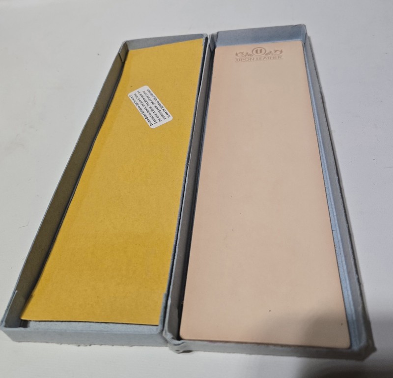 Work Sharp WS3000 Leather Hone Paired With An Upon Leather Strop Both Are NIB gallery