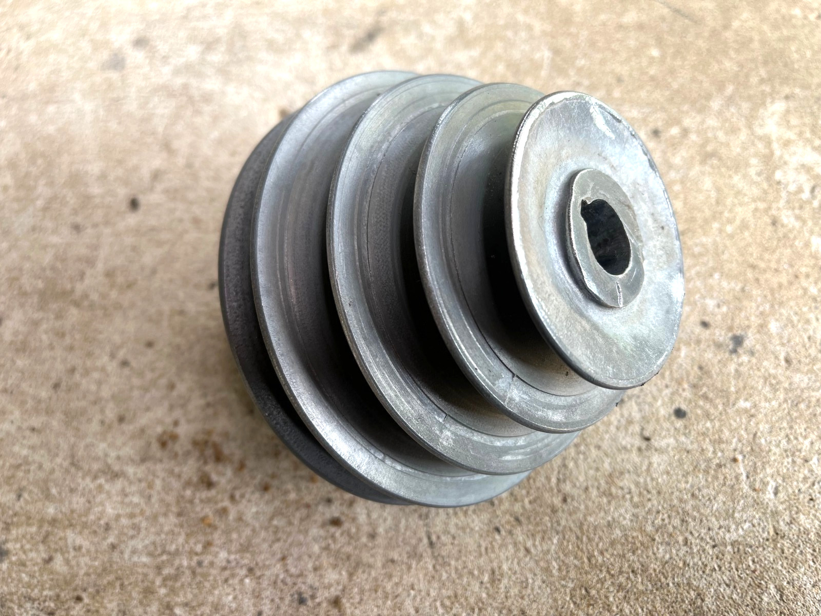 Delta Rockwell Four Step Lathe MOTOR PULLEY No. 932 -- 5/8" BORE gallery