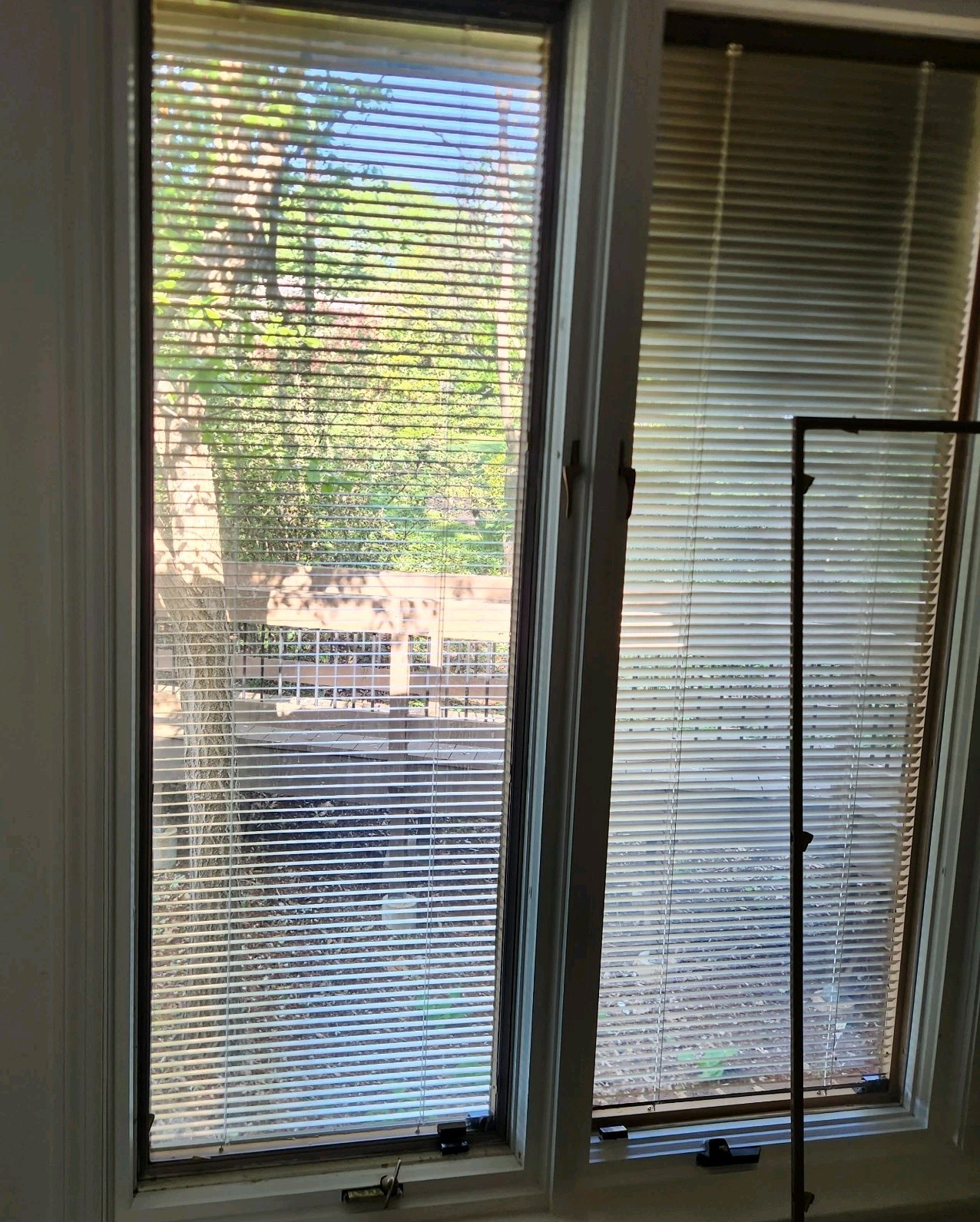 1- Pella Windows - Between the Glass Slimshade Blinds-20x 60 Rare Used Low-E gallery