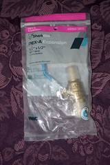 Sharkbite – PEX-A Brass Expansion Ball Valve 1/2″x1/2″ Sealed package NOS