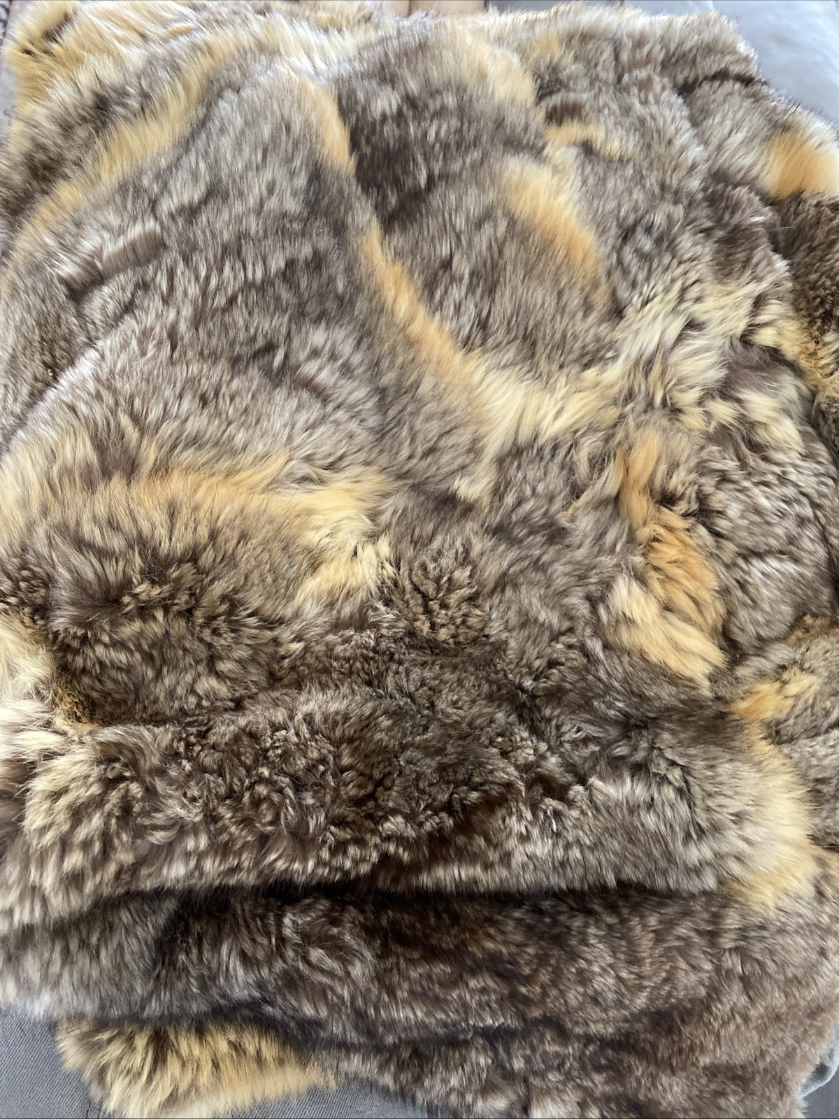Real Rabbit Fur Trow Bead Spread 70” X 80” Luxury Genuine Fur Pristine gallery