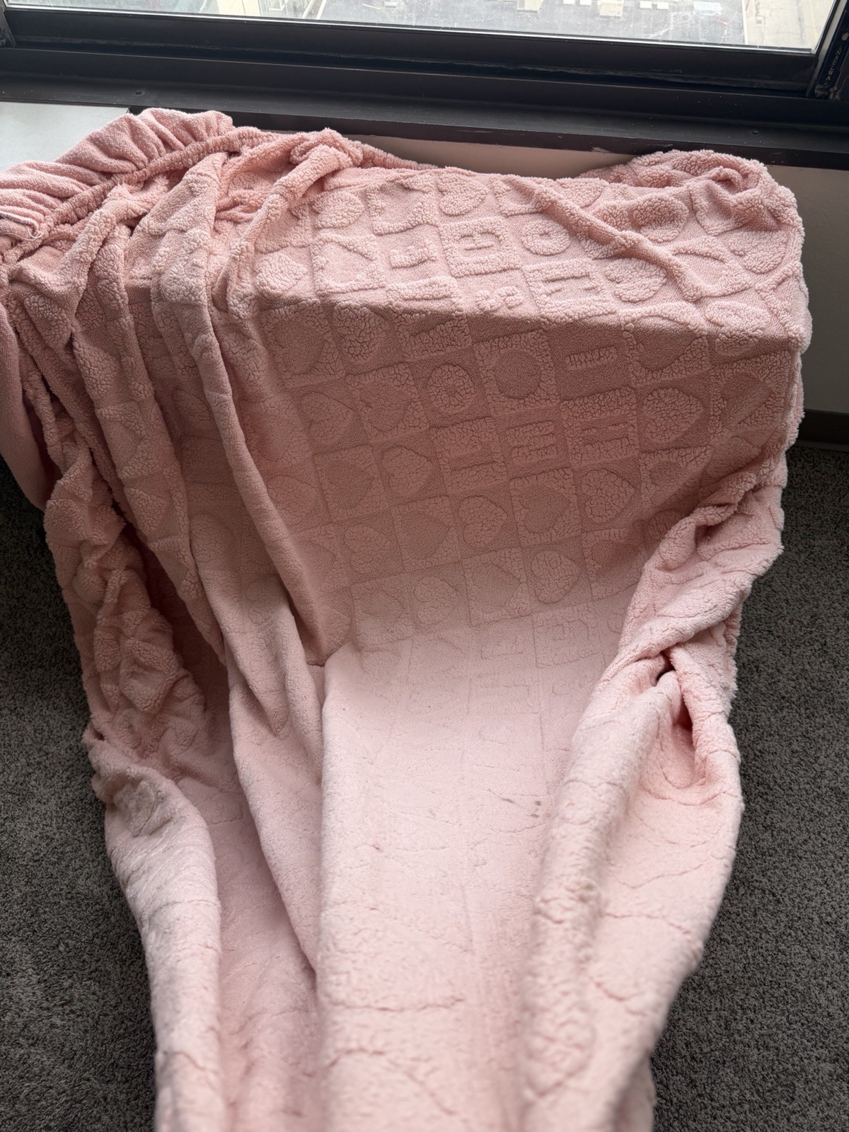 Pink Geometric Pattern Textured Rectangular Blanket Throw with No Closure gallery