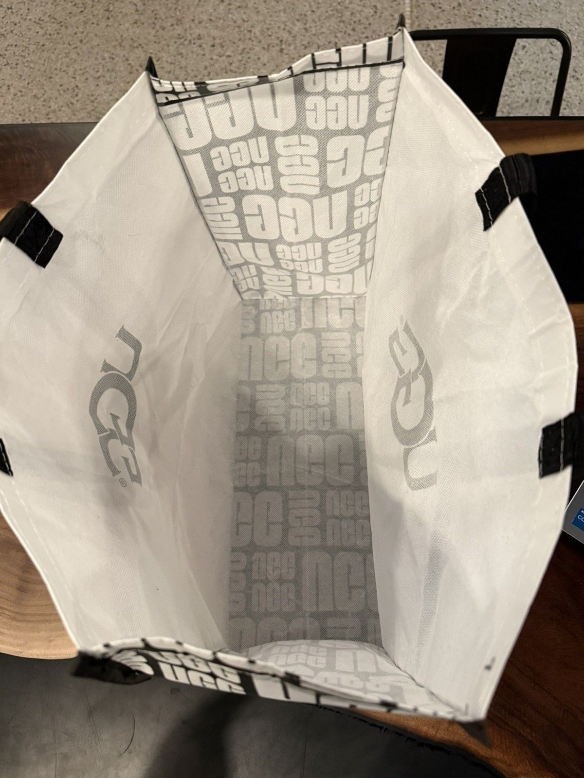 Authentic Ugg Large 15-13-7 Inch Shopping Bag gallery