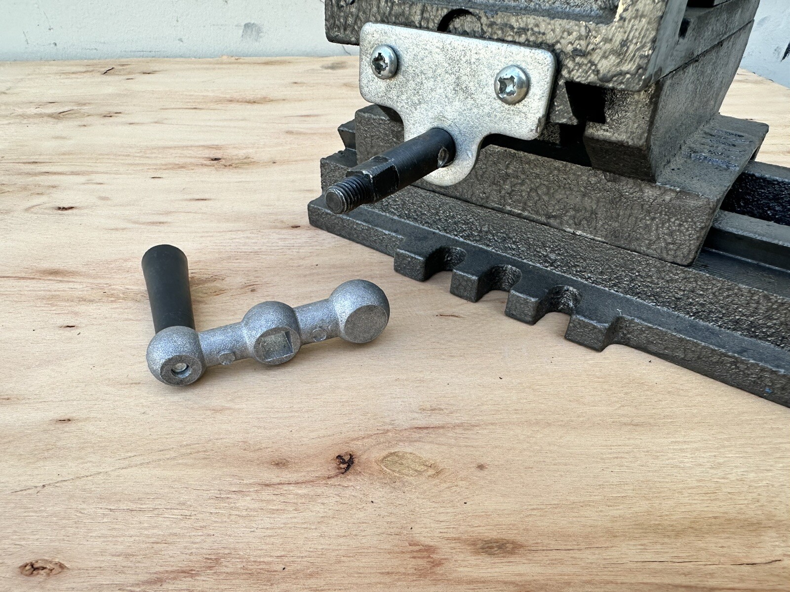 handle for Bench cross vise 14mm Square Fitting gallery