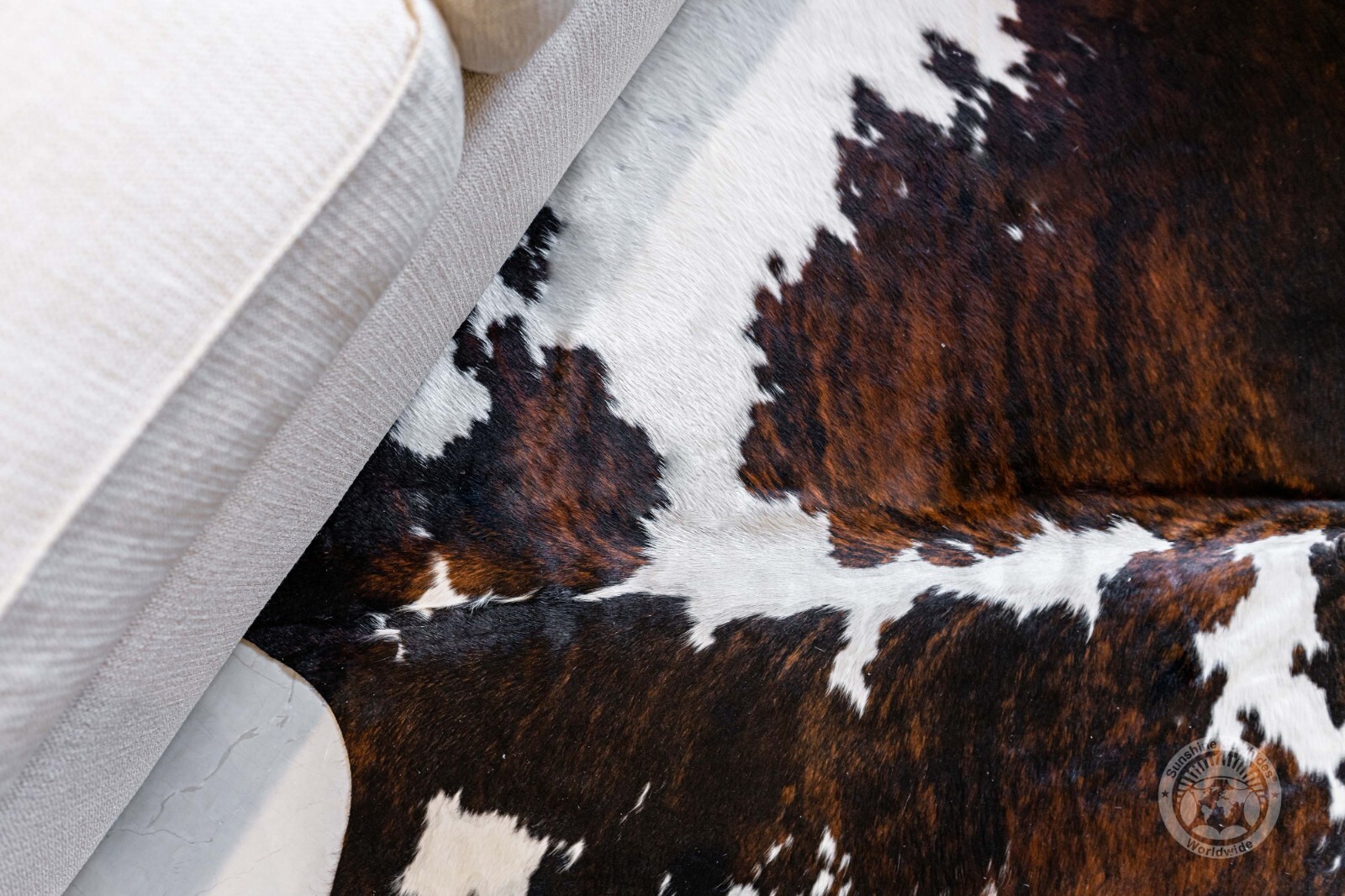 Real Cowhide Rug Tricolor White Backbone - Size 6 x 6-7’ gallery