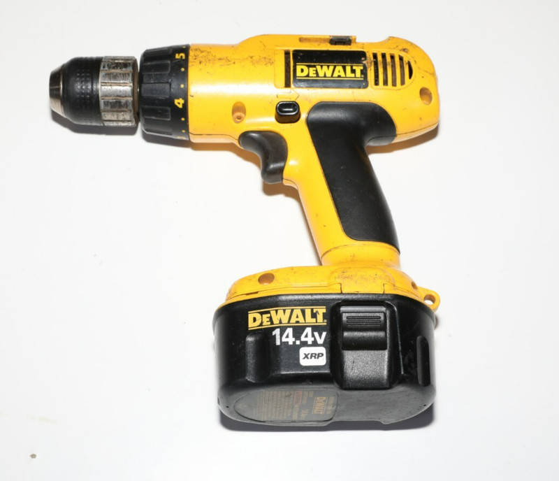 DeWalt DW991K2 Cordless Drill Case, Tool, Charger And Battery gallery